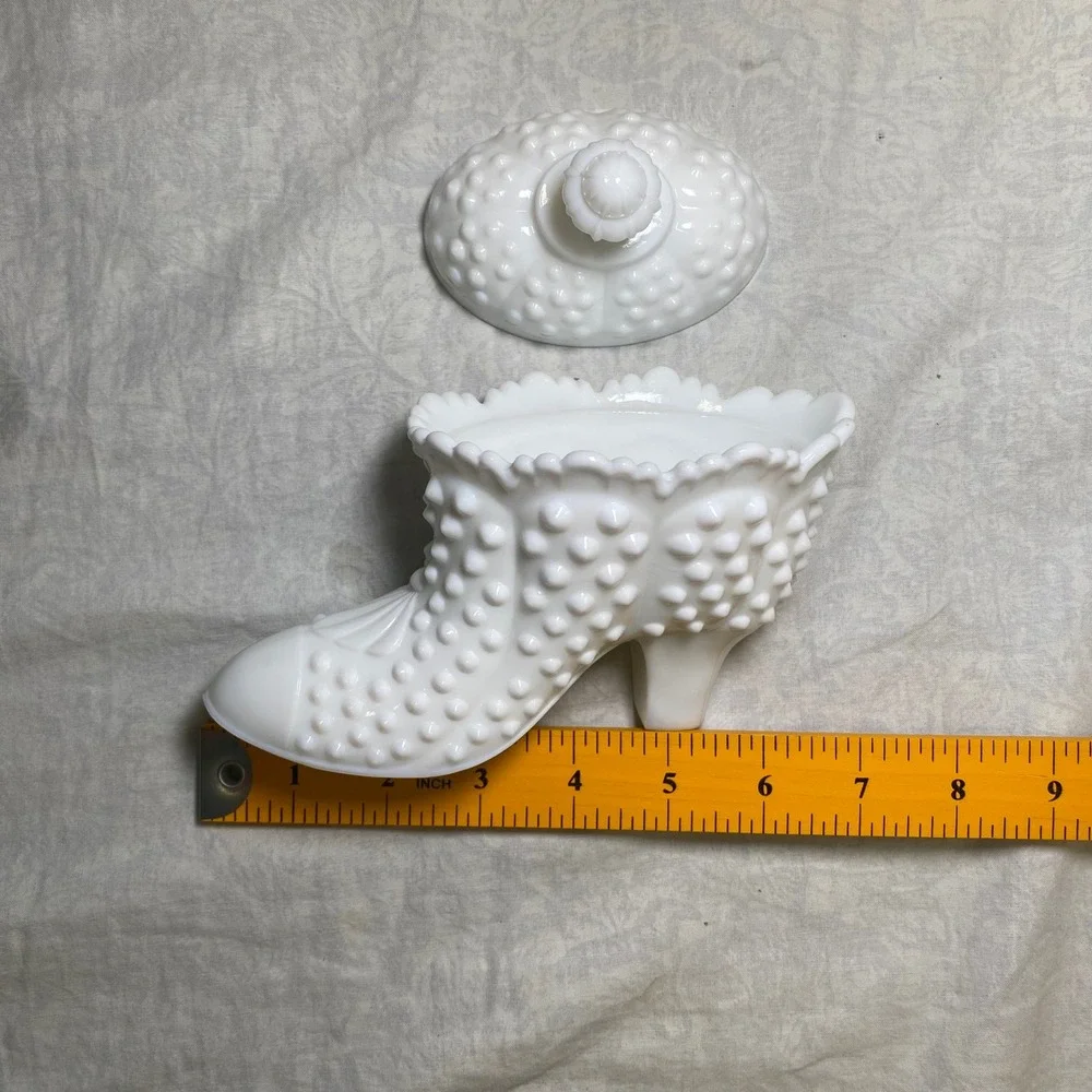Vintage Fenton White Milk Glass Hobnail Shoe Slipper Covered Trinket Dish Candy